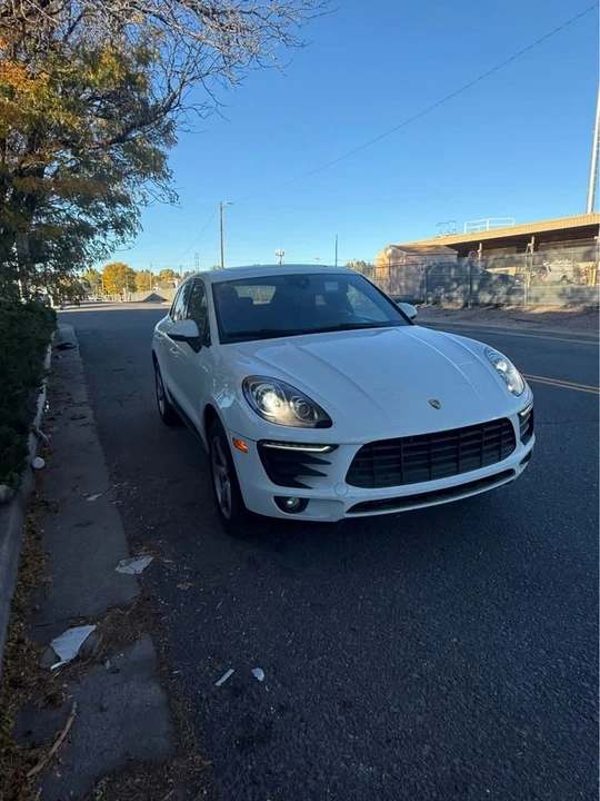 2018 Porsche Macan - Image 7 of 13