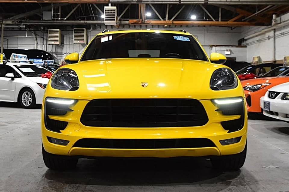 2018 Porsche Macan - Image 2 of 20