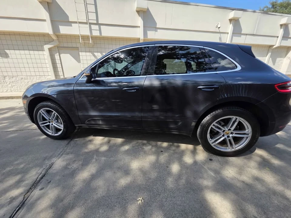 2018 Porsche Macan - Image 8 of 16