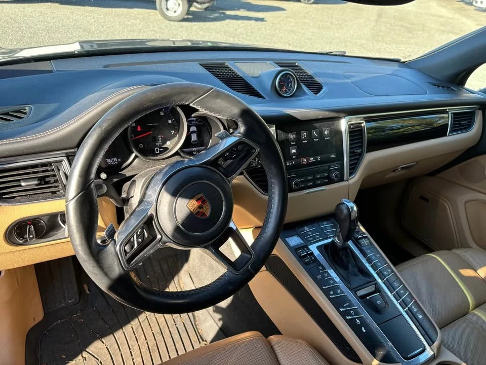 2018 Porsche Macan - Image 7 of 13