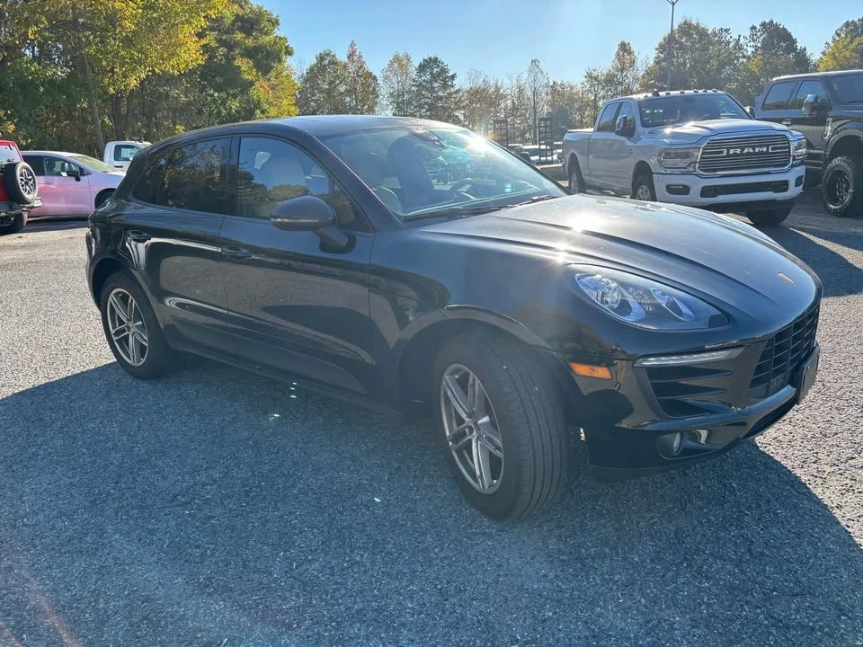 2018 Porsche Macan - Image 2 of 13