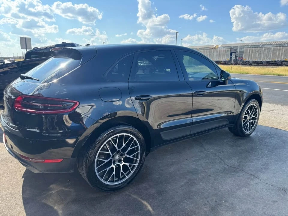 2018 Porsche Macan - Image 5 of 19