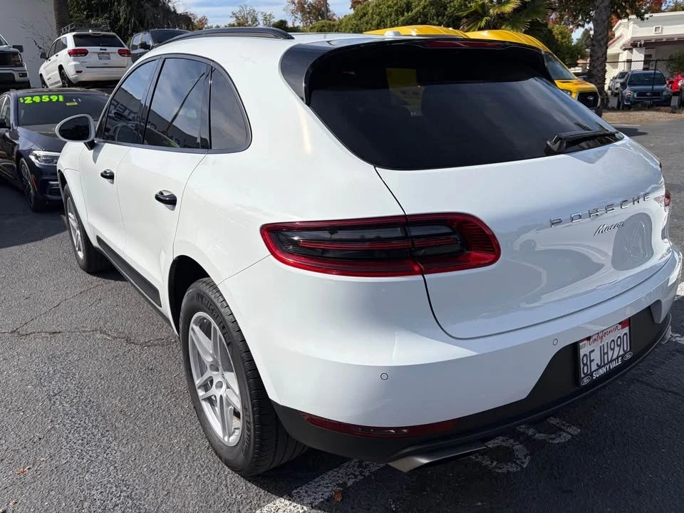 2018 Porsche Macan - Image 5 of 8