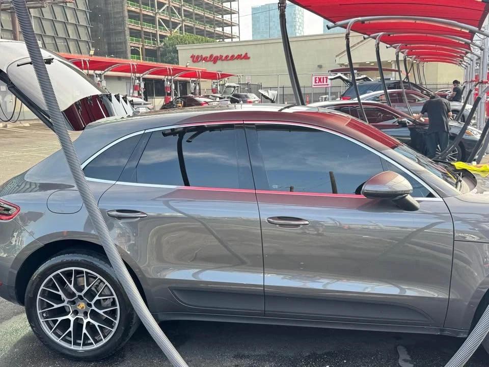 2018 Porsche Macan - Image 3 of 13