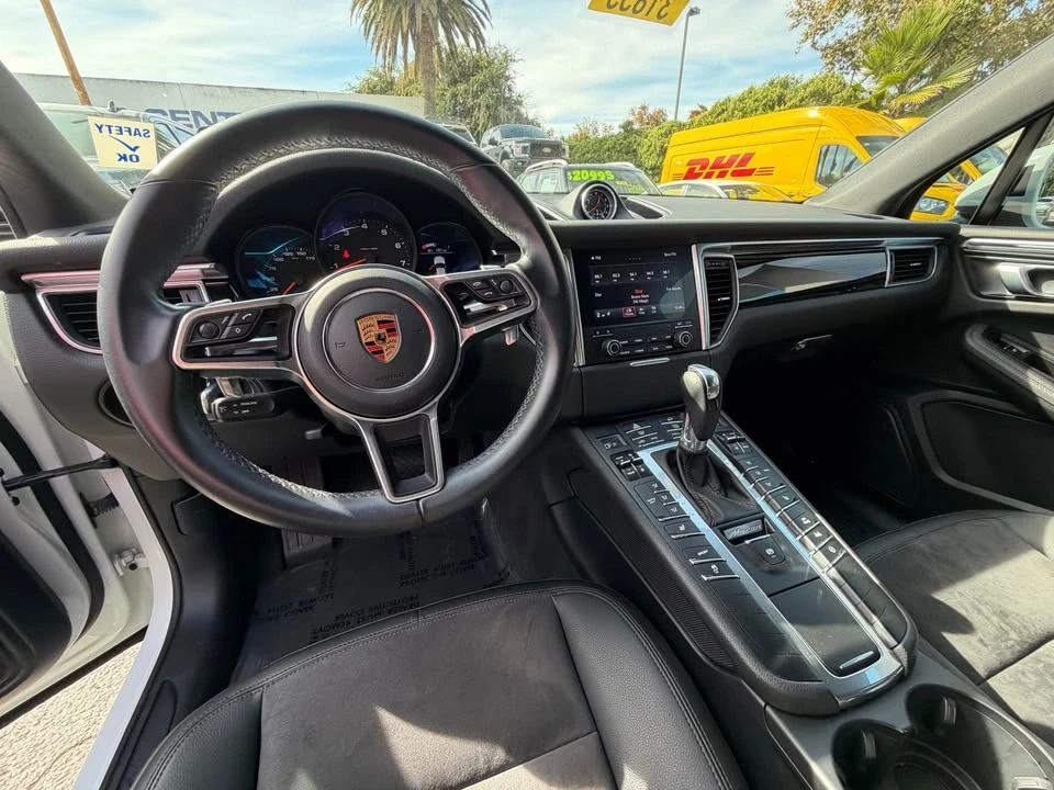 2018 Porsche Macan - Image 7 of 8