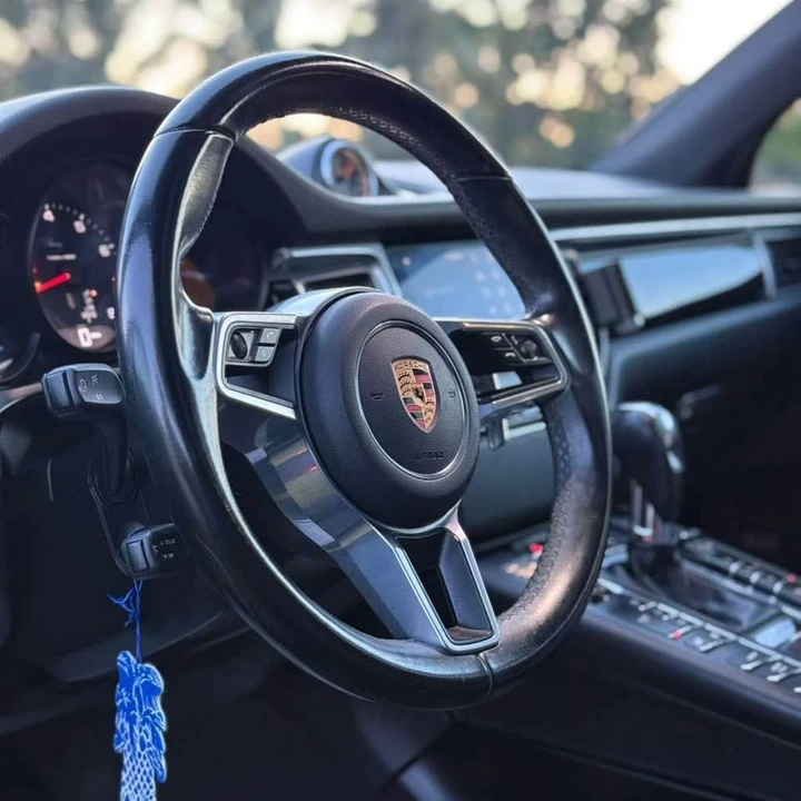2018 Porsche Macan - Image 6 of 9