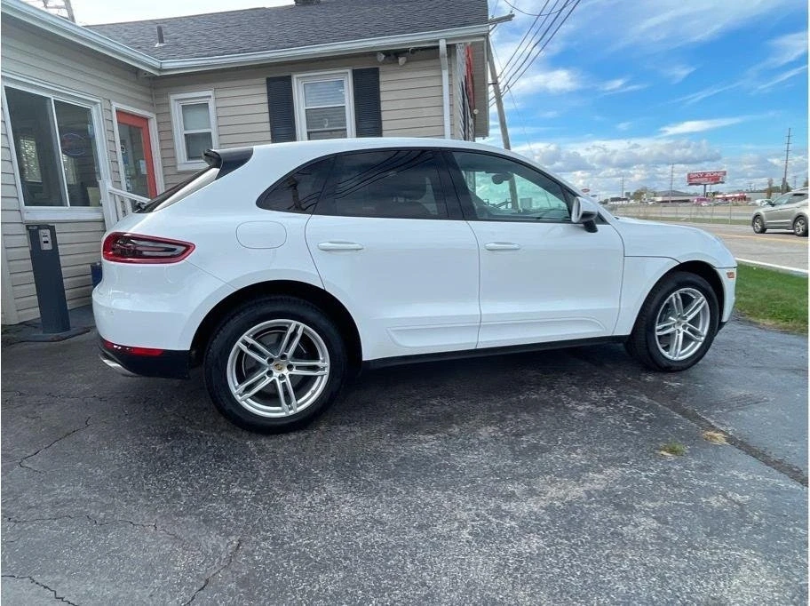 2018 Porsche Macan - Image 5 of 20