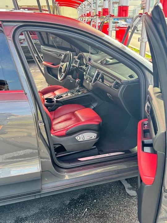 2018 Porsche Macan - Image 8 of 13