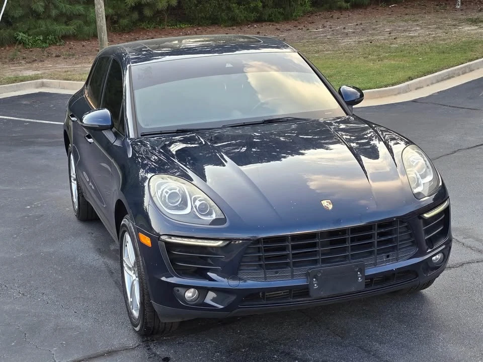 2018 Porsche Macan - Image 2 of 9