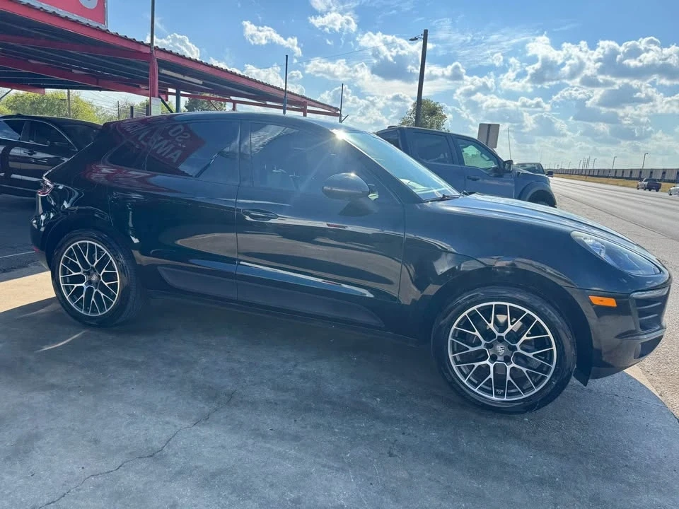 2018 Porsche Macan - Image 4 of 19