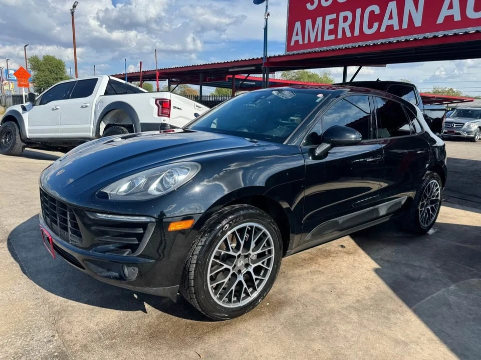 2018 Porsche Macan - Image 9 of 19