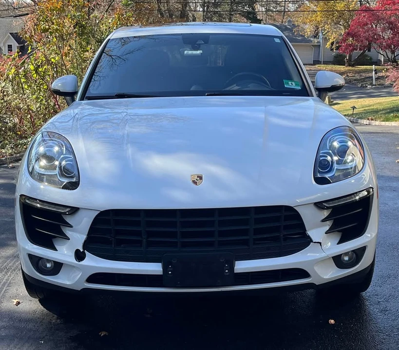 2018 Porsche Macan - Image 10 of 19