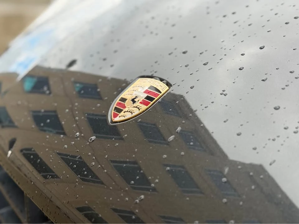 2018 Porsche Macan - Image 2 of 19