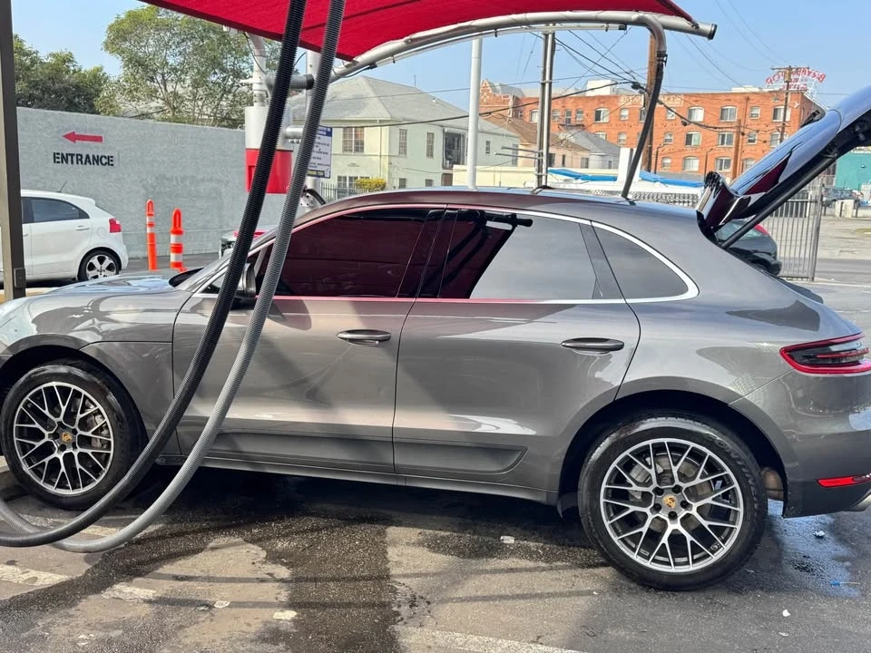 2018 Porsche Macan - Image 4 of 13