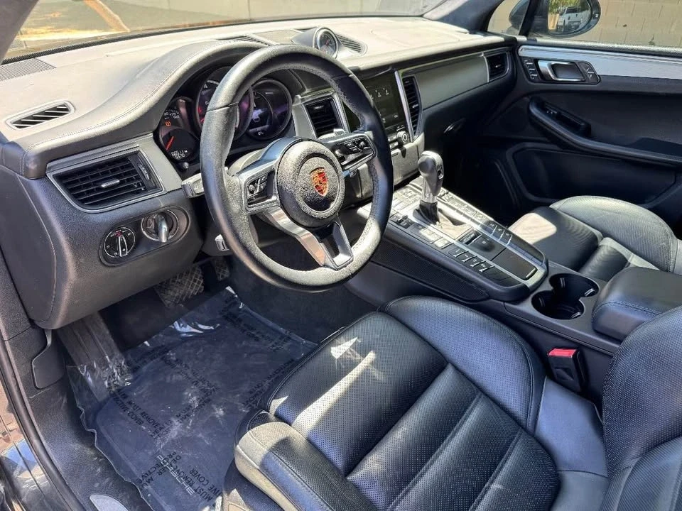 2018 Porsche Macan - Image 4 of 13