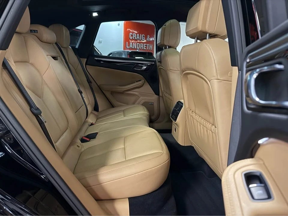 2018 Porsche Macan - Image 16 of 18