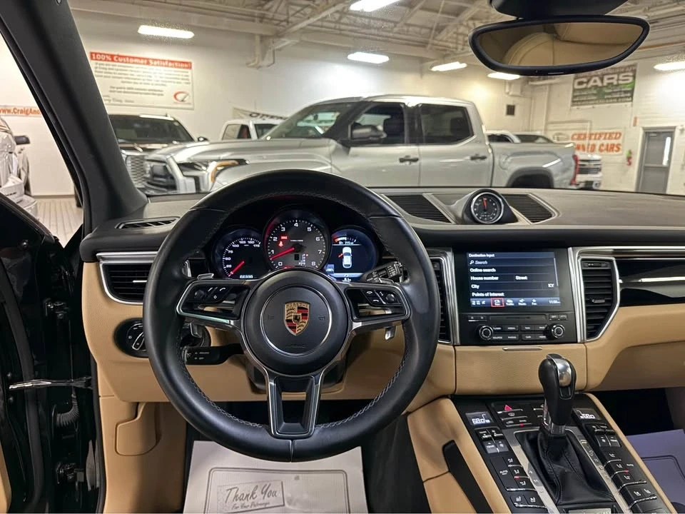 2018 Porsche Macan - Image 10 of 18