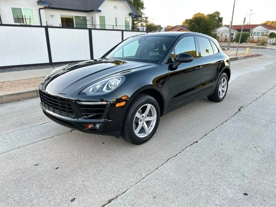 2018 Porsche Macan - Image 2 of 20