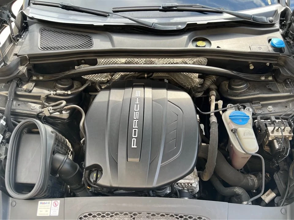 2018 Porsche Macan - Image 4 of 12