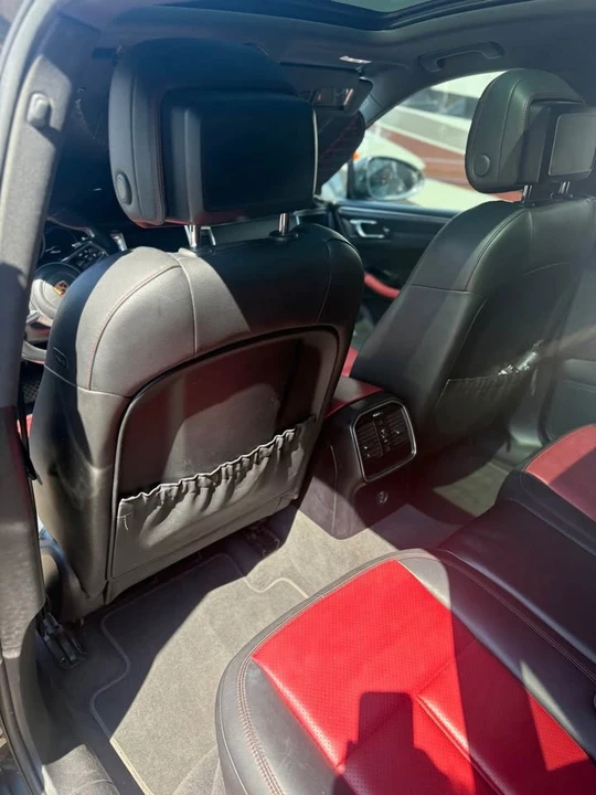 2018 Porsche Macan - Image 6 of 6
