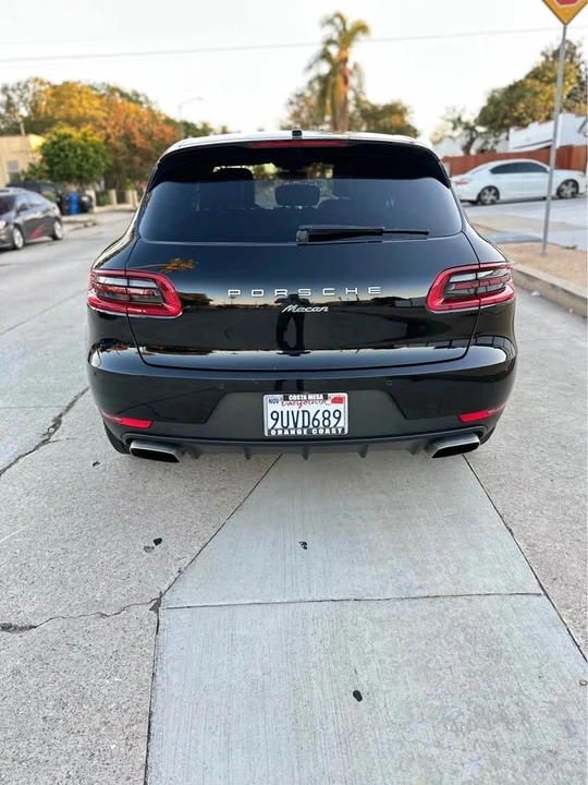 2018 Porsche Macan - Image 4 of 19