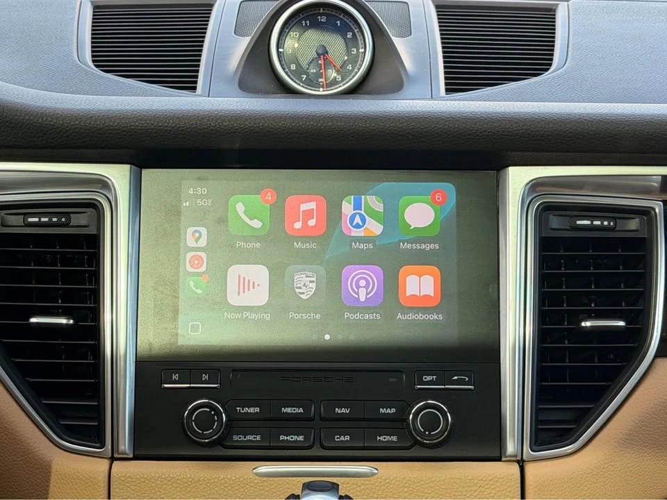 2018 Porsche Macan - Image 14 of 14