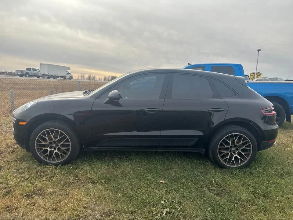 2018 Porsche Macan - Image 2 of 14