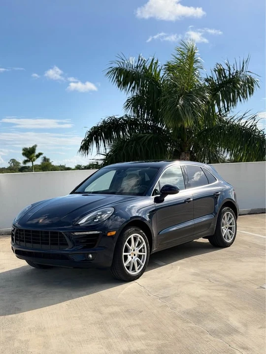 2018 Porsche Macan - Image 2 of 14