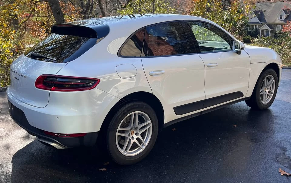 2018 Porsche Macan - Image 8 of 19