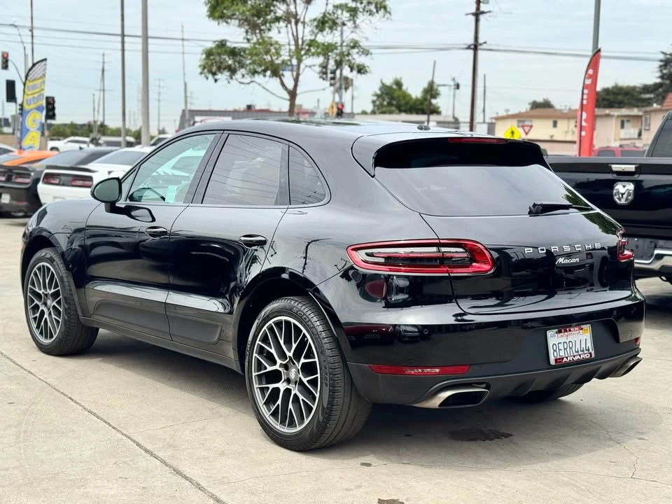 2018 Porsche Macan - Image 3 of 11