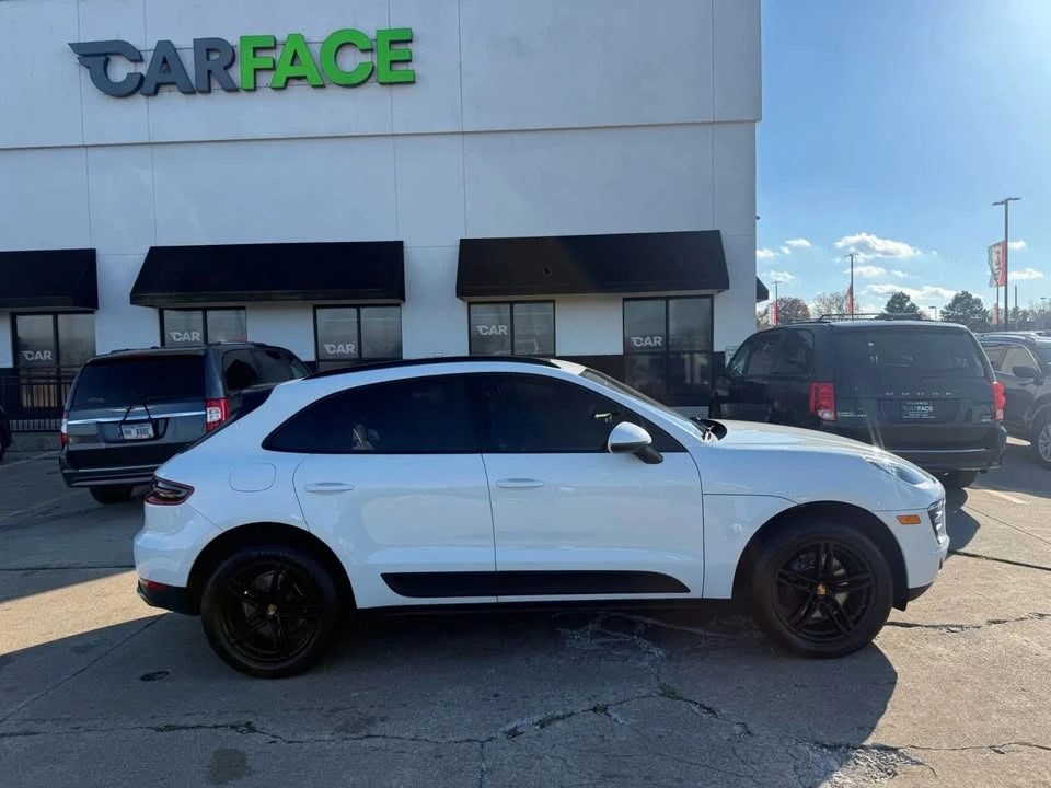 2018 Porsche Macan - Image 3 of 15