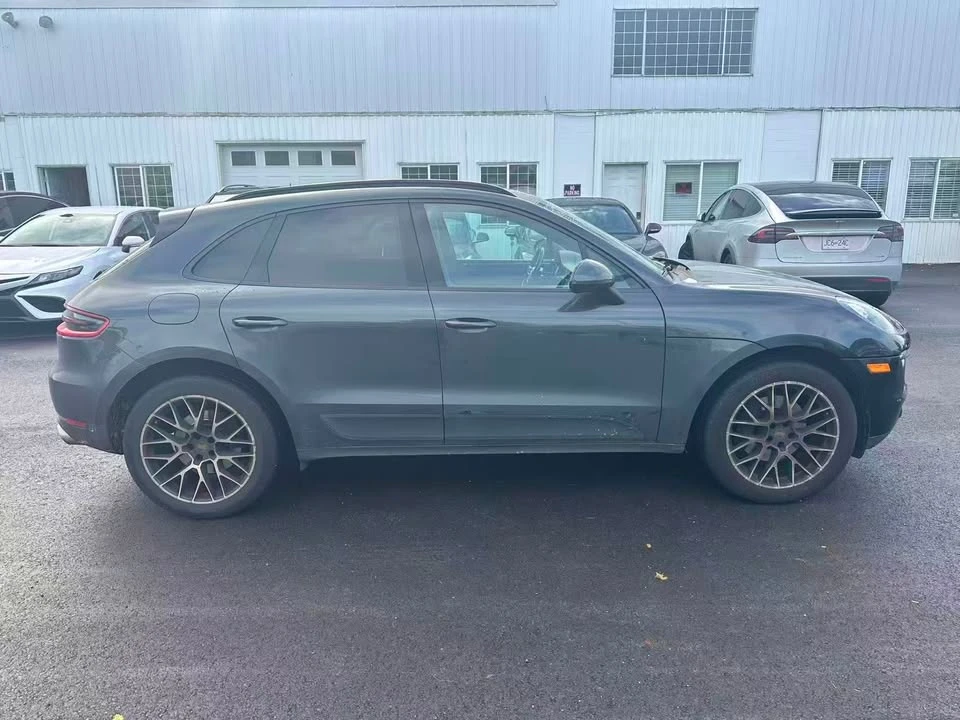 2018 Porsche Macan - Image 3 of 19