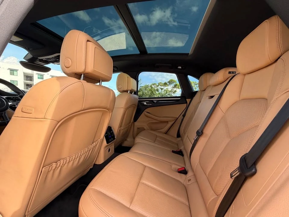 2018 Porsche Macan - Image 6 of 14