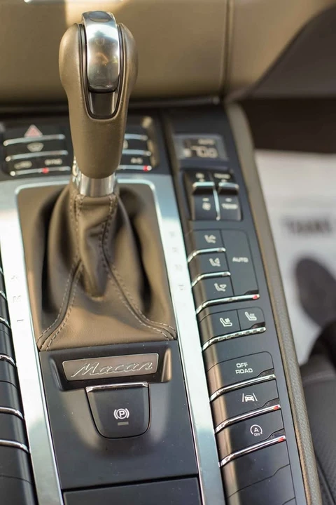 2018 Porsche Macan - Image 8 of 9