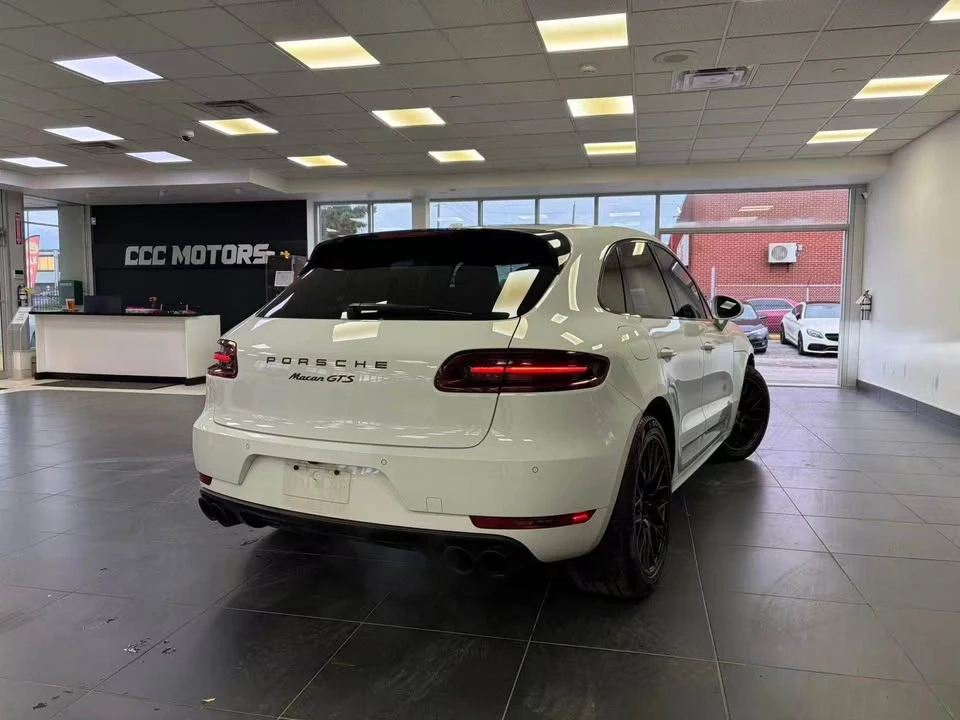 2018 Porsche Macan - Image 4 of 11
