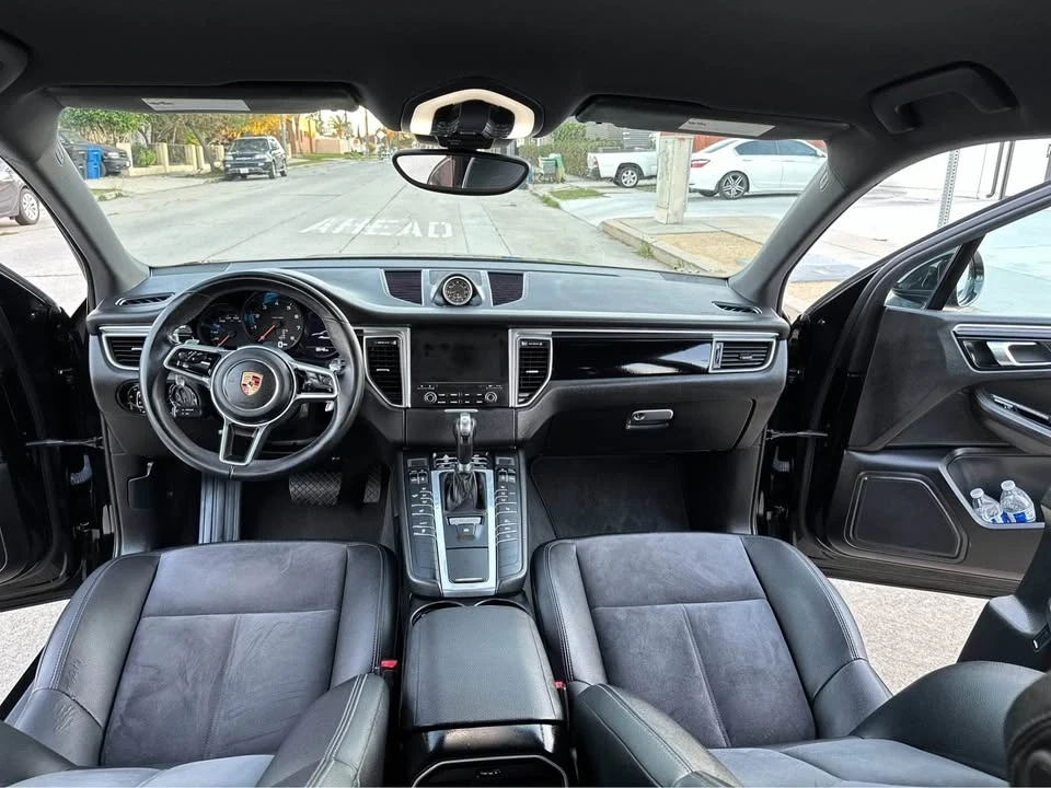 2018 Porsche Macan - Image 7 of 19