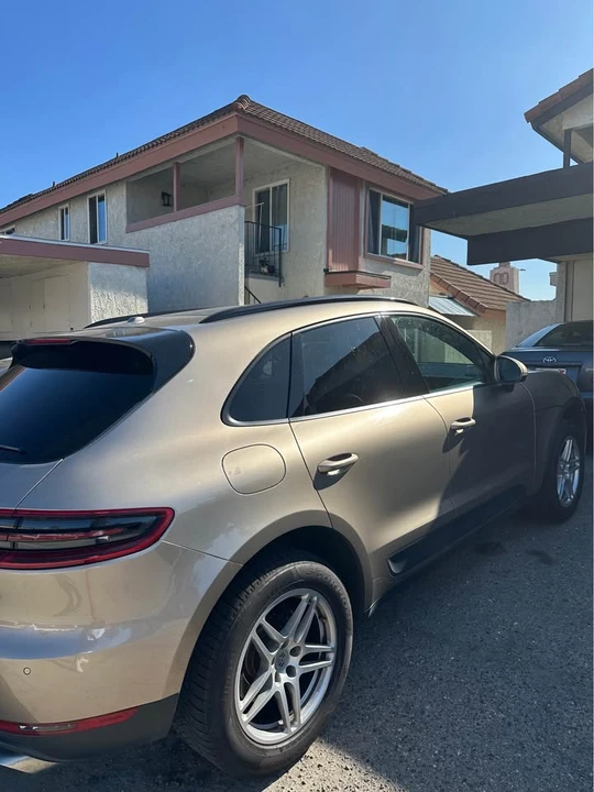 2018 Porsche Macan - Image 2 of 5