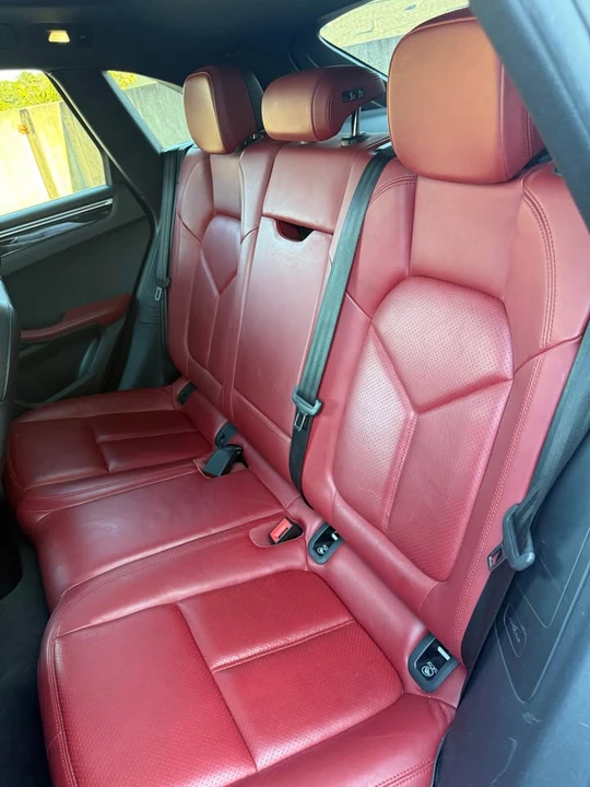 2018 Porsche Macan - Image 7 of 12