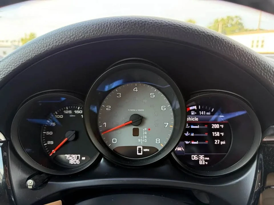 2018 Porsche Macan - Image 6 of 9