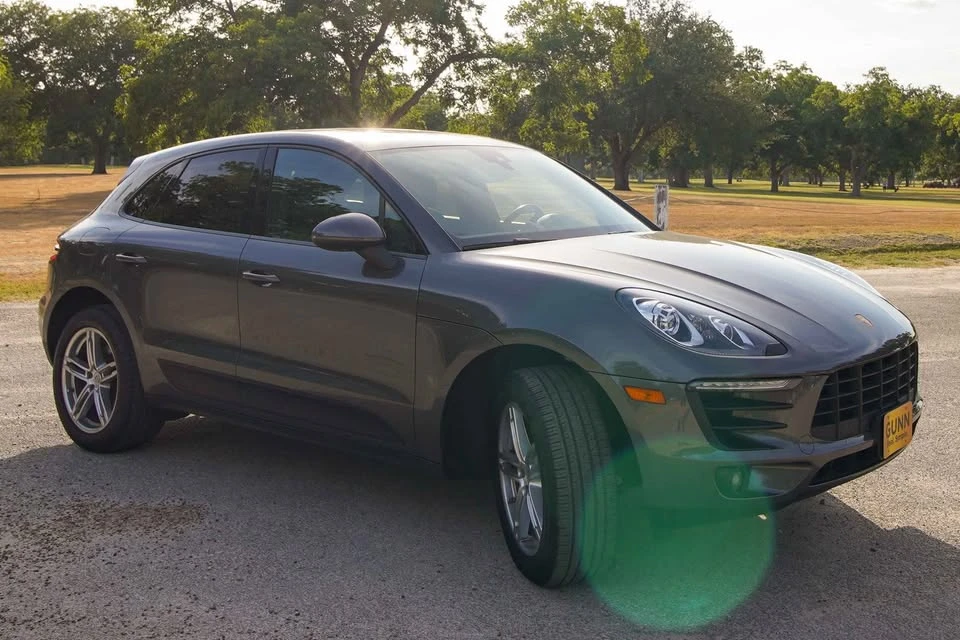 2018 Porsche Macan - Image 3 of 9
