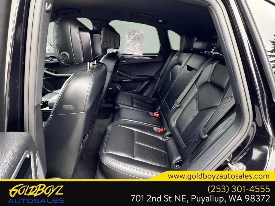 2018 Porsche Macan - Image 7 of 12