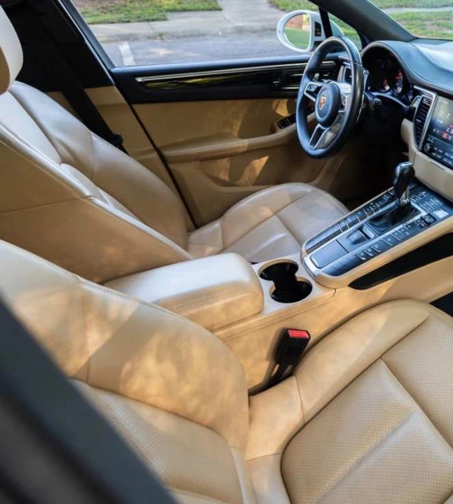 2018 Porsche Macan - Image 9 of 16