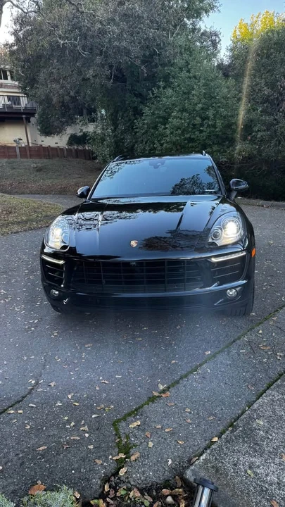 2018 Porsche Macan - Image 2 of 10