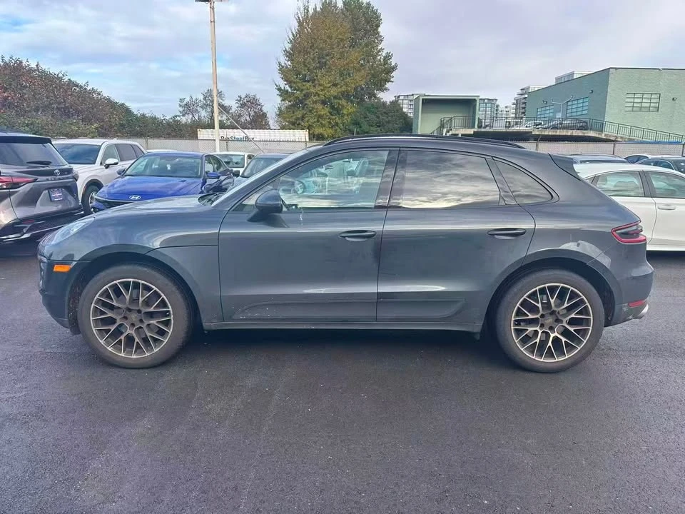 2018 Porsche Macan - Image 7 of 19
