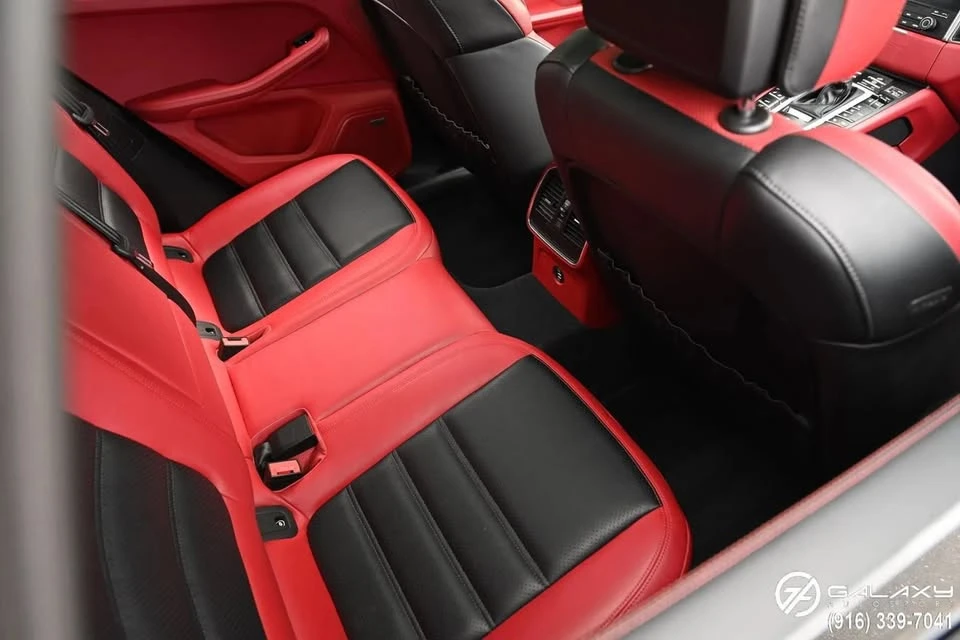 2018 Porsche Macan - Image 16 of 20