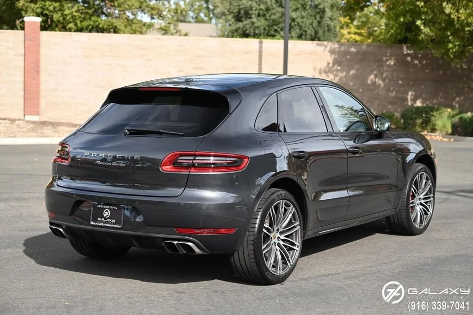 2018 Porsche Macan - Image 3 of 20