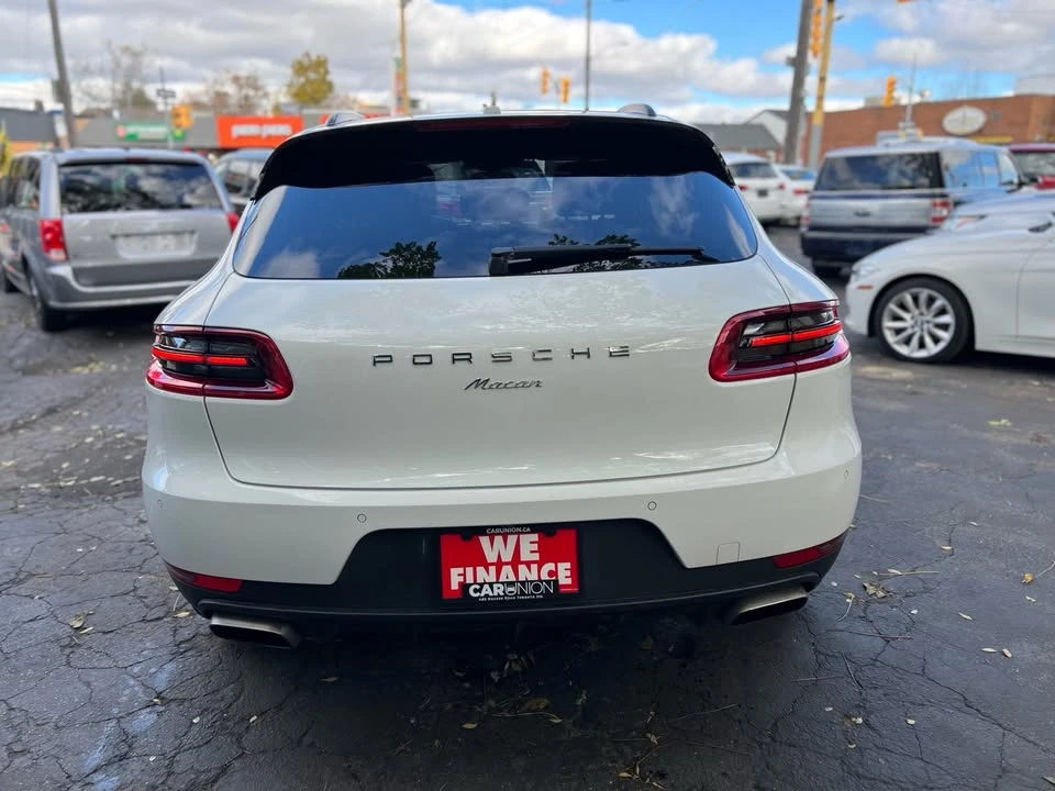 2018 Porsche Macan - Image 6 of 20