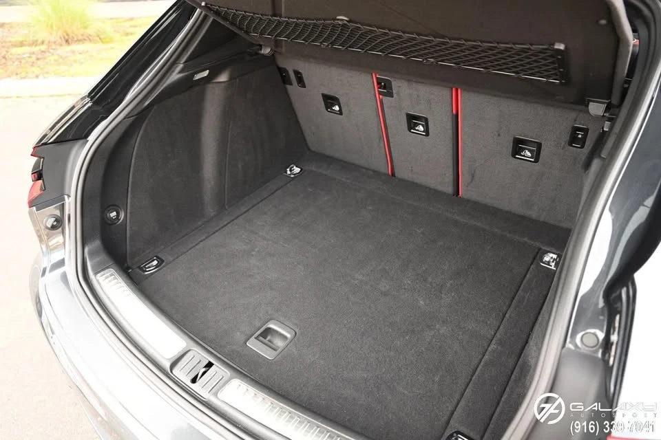 2018 Porsche Macan - Image 17 of 20