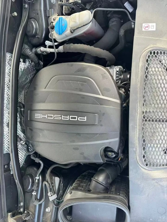 2018 Porsche Macan - Image 19 of 19