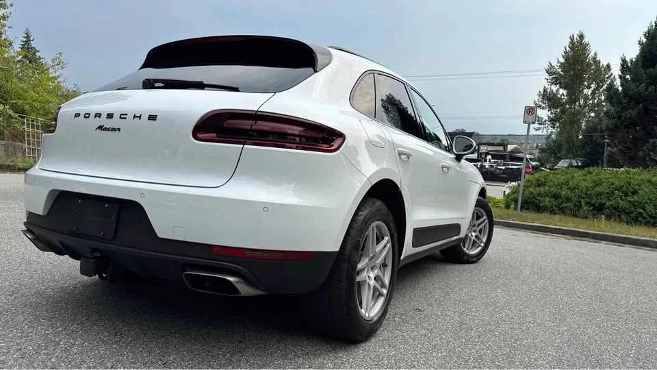 2018 Porsche Macan - Image 6 of 20